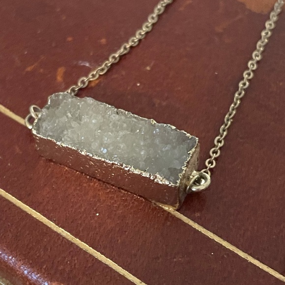 Delicate Nexklaces - Picture 4 of 4